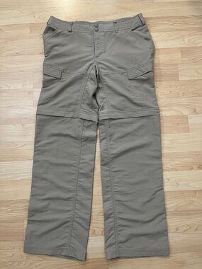 The North Face Pants Convertible to Shorts Rip-Stop Cargo sz 10 x 32
